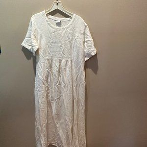White Linen Dress. Maxi. Size small